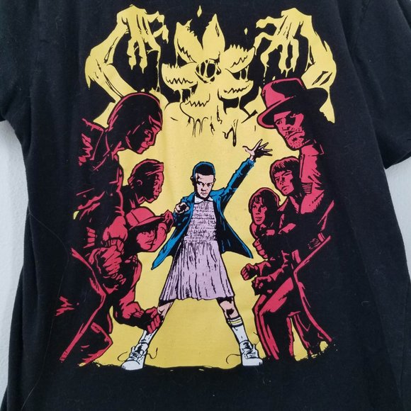 Lootcrate Stranger Things Graphic Tee Size Medium - Picture 2 of 4